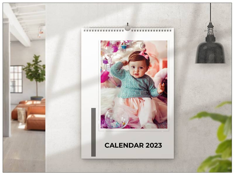 Calendar Personalizat cu fotografiile tale